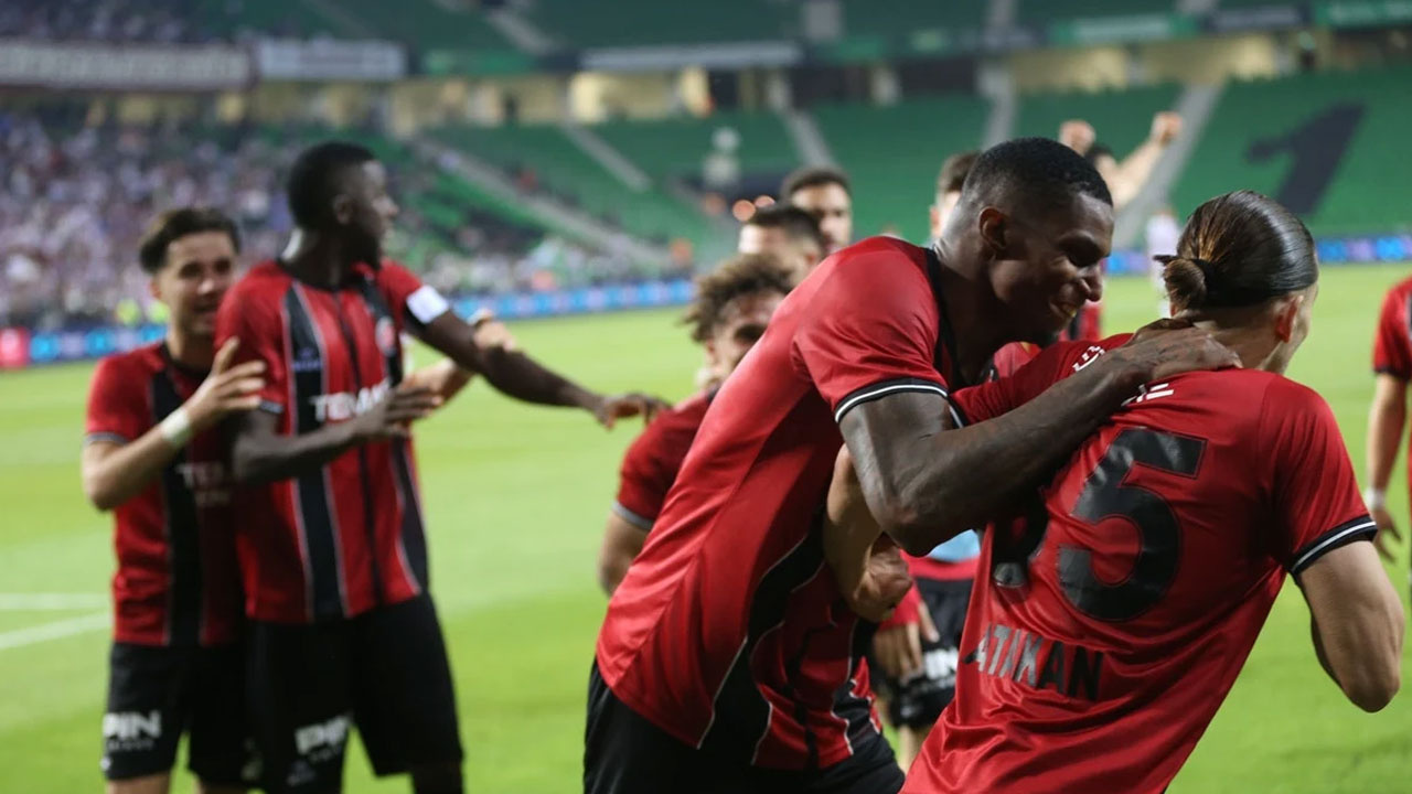 Bandırmaspor’u deviren Fatih Karagümrük, Süper Lig’de