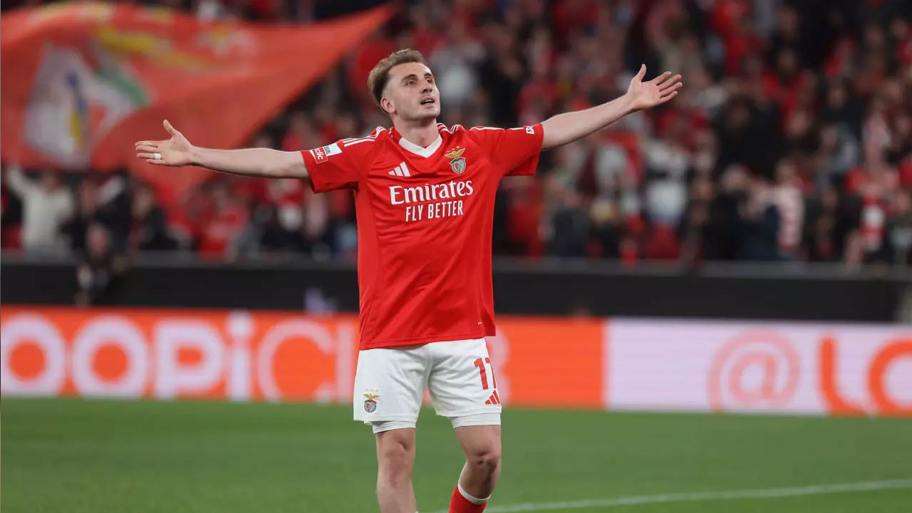 Kerem Aktürkoğlu evlendi! Düğünden ilk kare