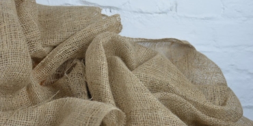 Bakan-Kurum8217dan-CHP8217ye-Sert-Yanit-455-Bin-Konutla-11-Il-Yeniden-Ayaga-Kalkti-featured