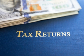 Trump8217tan-Kanada8217ya-Agir-Gumruk-Tehdidi-8220100-Vergi-Uygulanir8221-featured