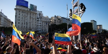 Uskudar8217da-5-Aylik-Bebege-Siddet-Skandali-Hemsire-Araniyor-featured