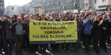 CHP-Mitinginde-Ozkan-Yalim-Pankarti-Ozgur-Ozel8217i-Sasirtti-featured