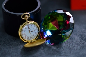 Cumhurbaskani-Erdogan8217dan-8216Muhtesem-Cep-Saatleri8217-Sergisine-Ziyaret-featured